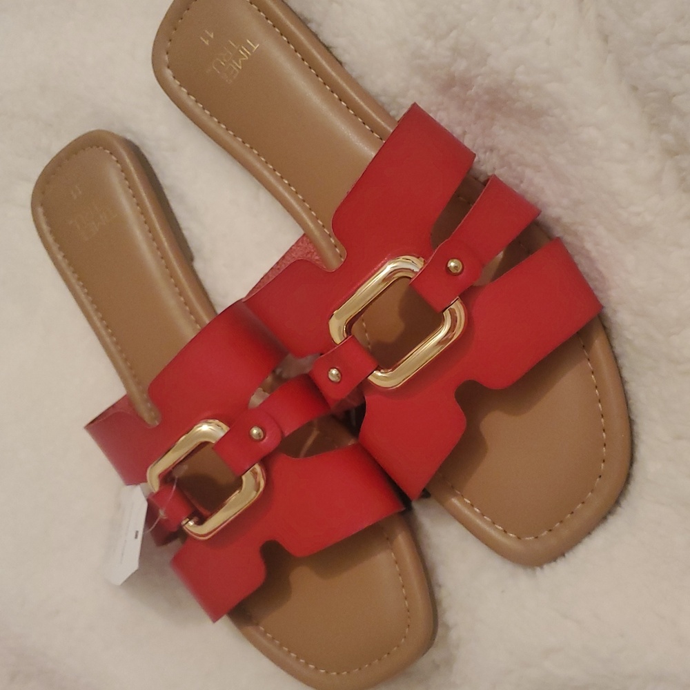 Cherry‎ Red Sandals with Gold Buckle